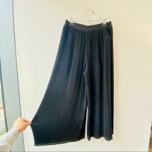 MANGO: Plisse culottes (Size XXS)